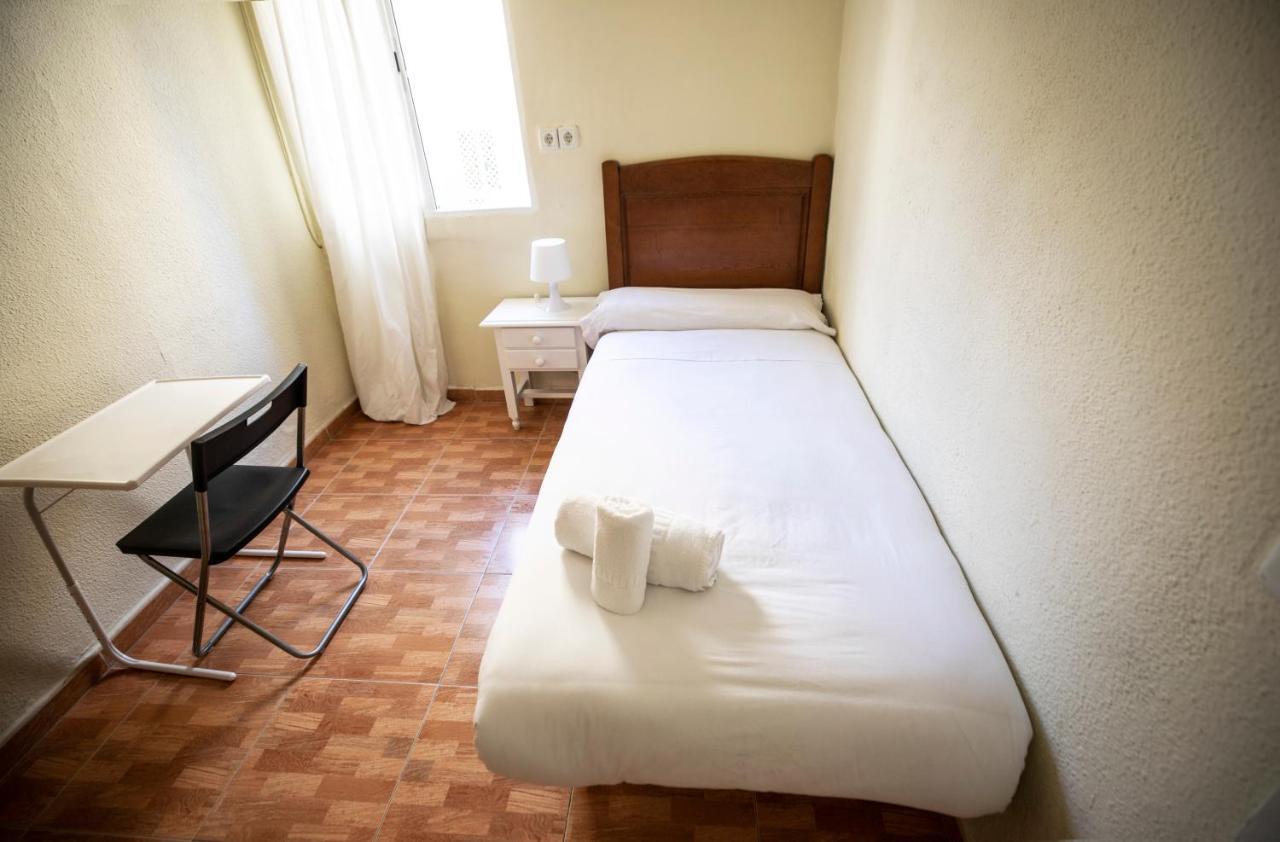 Hostal Los Perales Ξενοδοχείο Μαδρίτη Εξωτερικό φωτογραφία