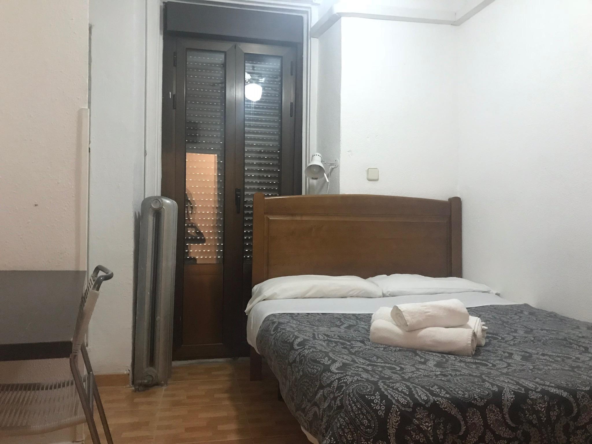 Hostal Los Perales Ξενοδοχείο Μαδρίτη Εξωτερικό φωτογραφία