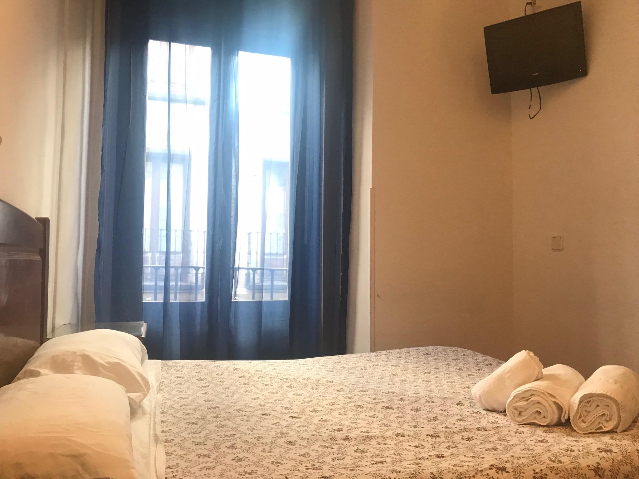 Hostal Los Perales Ξενοδοχείο Μαδρίτη Εξωτερικό φωτογραφία